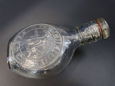 Cherub feeder, 1890s 