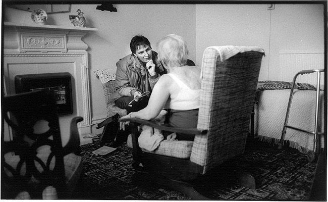 Dr Kate Richards visits a patient with left ventricular failure, Sheffield, 1987