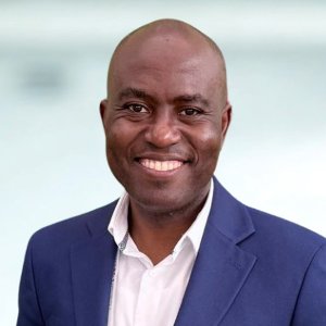 Dr-Serge-Exeter